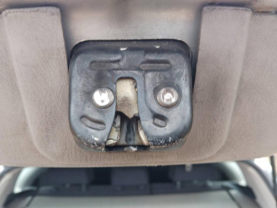 CERRADURA MALETERO / PORTON Nissan Almera (N16/E)(01.2000->)