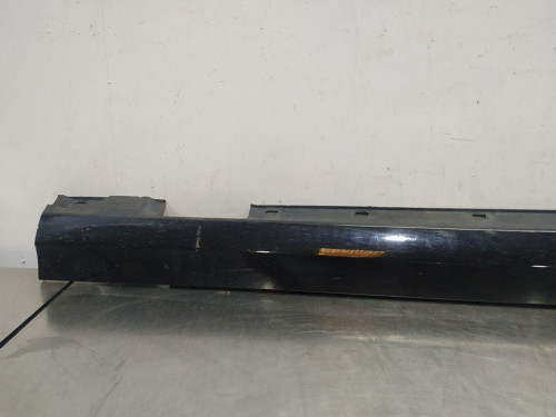  FALDON LATERAL MERCEDES-BENZ CLASE C (BM 204) BERLINA 