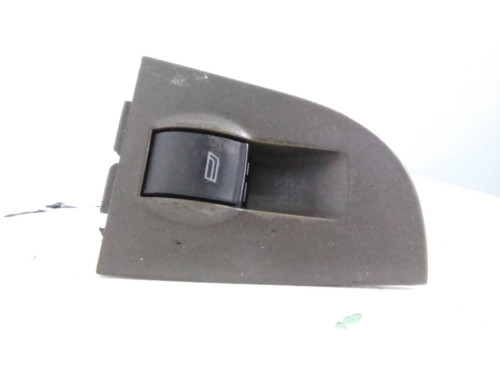  MANDO ELEVALUNAS DELANTERO DERECHO AUDI A6 BERLINA (4B2) 