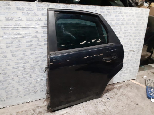  PUERTA TRASERA IZQUIERDA 