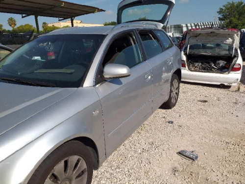  AUDI A4 BERLINA (8E) 