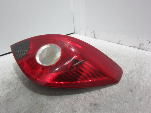 PILOTO TRASERO DERECHO Opel CORSA D 