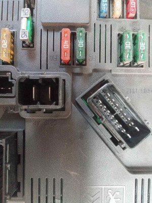 CAJA RELES / FUSIBLES, PEUGEOT, 206 SW