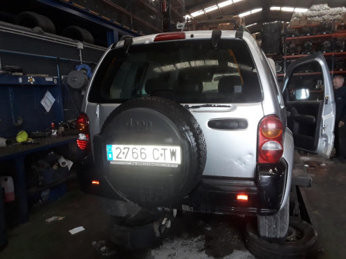  JEEP CHEROKEE (KJ) 