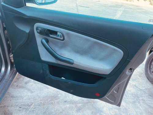 SEAT IBIZA (6L1) — автомобиль-донор на запчасти 
