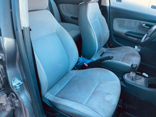 SEAT IBIZA (6L1) — автомобиль-донор на запчасти 
