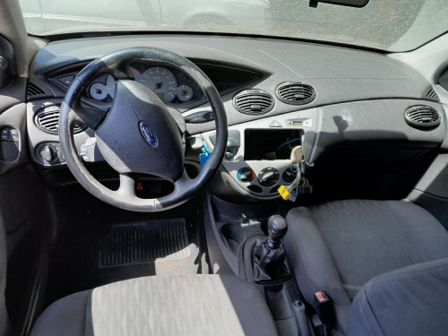  FORD FOCUS BERLINA (CAK) 