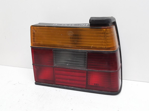 PILOTO TRASERO DERECHO VOLKSWAGEN JETTA I (161/163) 
