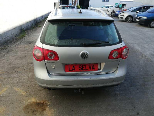 VOLKSWAGEN PASSAT VARIANT (3C5) — Donor Vehicle for Used Parts 