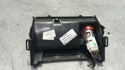  VOLKSWAGEN PASSAT BERLINA (3B3) 