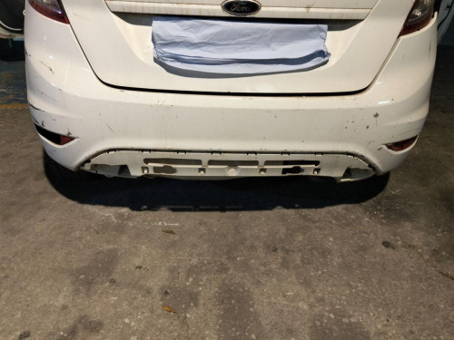 REFUERZO PARAGOLPES TRASERO Ford FIESTA (CNN) 