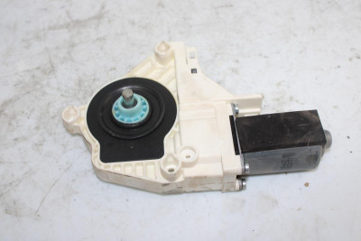 MOTOR ELEVALUNAS DELANTERO DERECHO