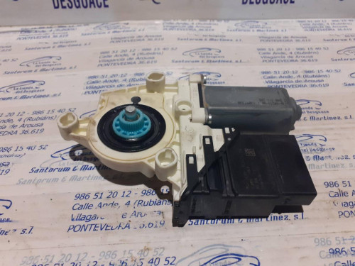 MOTOR ELEVALUNAS TRASERO DERECHO 