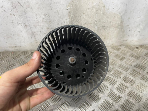 MOTOR CALEFACCION 