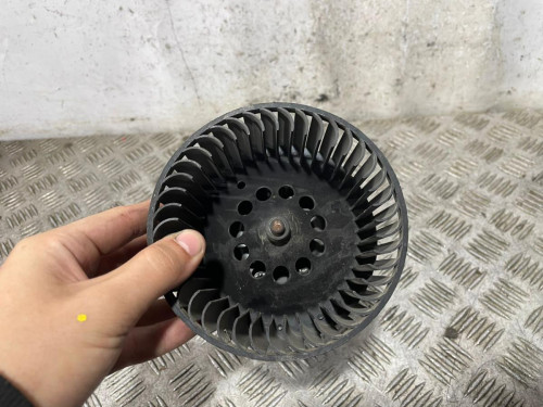 MOTOR CALEFACCION 