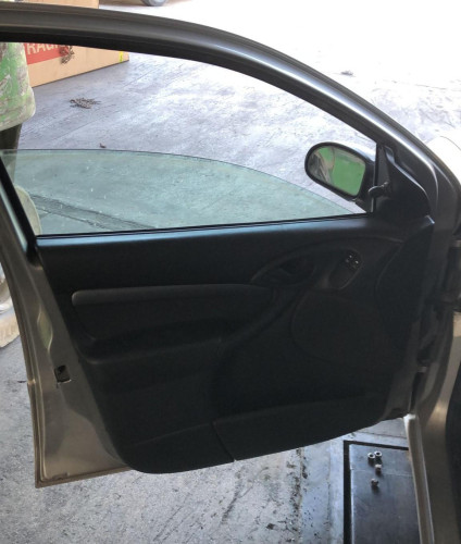 FORD FOCUS BERLINA (CAK) — Donor Vehicle for Used Parts 
