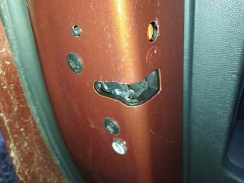  CERRADURA PUERTA TRASERA IZQUIERDA Peugeot 3008 
