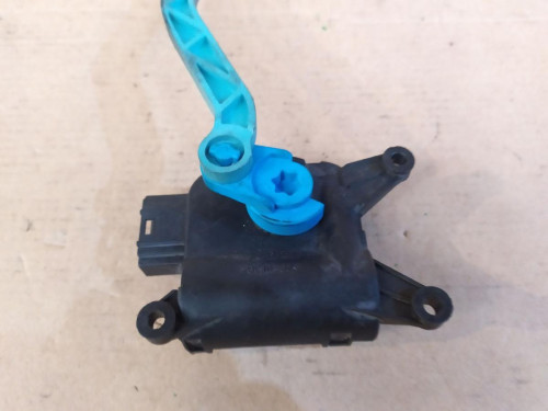  MOTOR APERTURA TRAMPILLAS CLIMATIZADOR 
