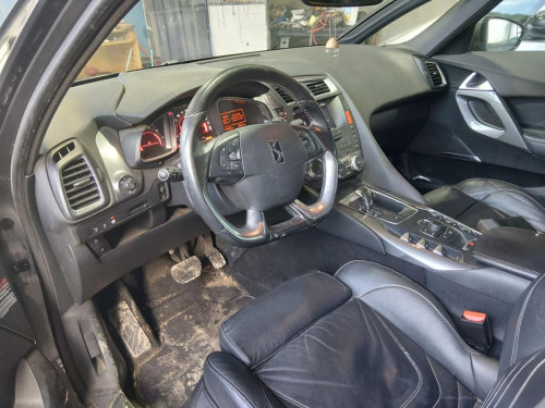 CITROEN DS5 — vehículo donante para recambios 