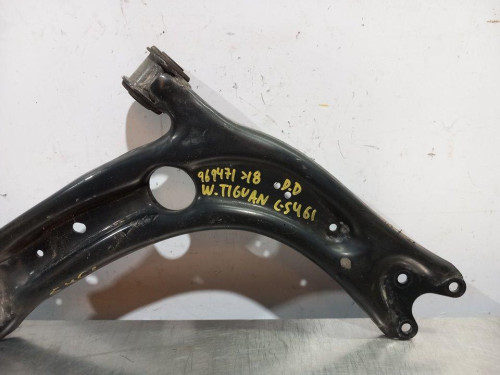 BRAZO SUSPENSION INFERIOR DELANTERO DERECHO VOLKSWAGEN TIGUAN (AD1) 