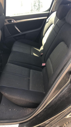 PEUGEOT 407 — vehículo donante para recambios 