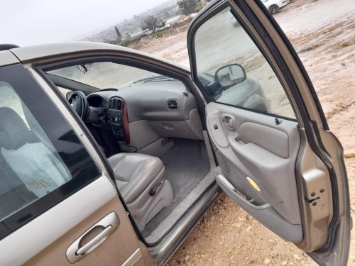 CHRYSLER VOYAGER (RG) — автомобиль-донор на запчасти 