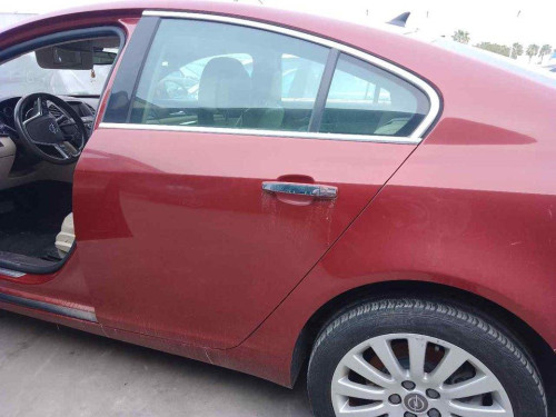 PUERTA TRASERA IZQUIERDA Opel INSIGNIA BERLINA 