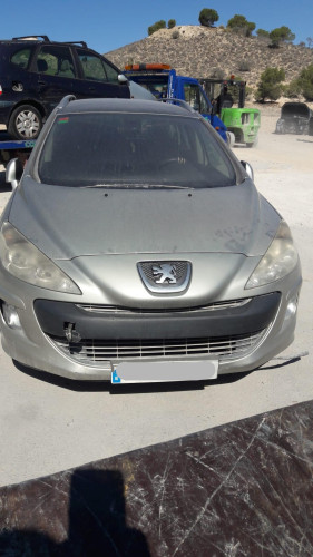 PEUGEOT 308 SW — vehículo donante para recambios 