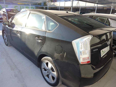 TOYOTA PRIUS (ZVW30)