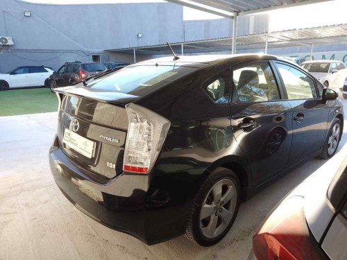 TOYOTA PRIUS (ZVW30) — автомобиль-донор на запчасти 