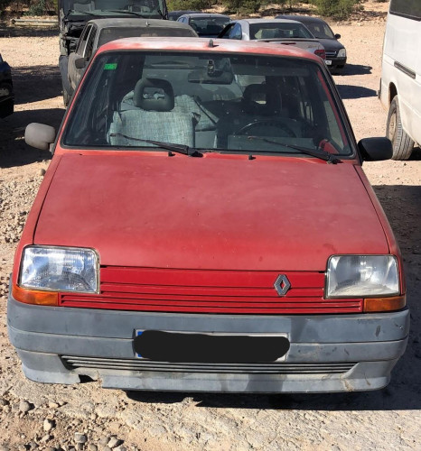 RENAULT R 5 (B/C40) — vehículo donante para recambios 