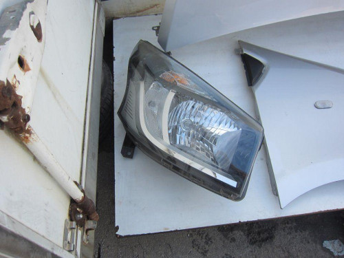  FARO DERECHO RENAULT TRAFIC III FURGÓN 