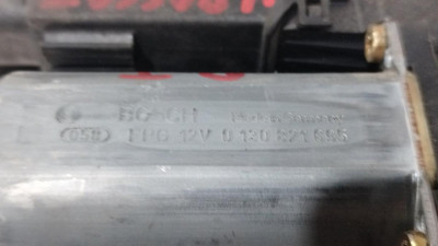 MOTOR ELEVALUNAS DELANTERO IZQUIERDO