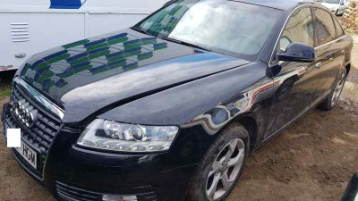 AUDI A6 BERLINA (4F2)