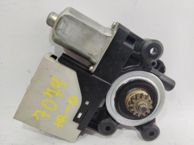 MOTOR ELEVALUNAS TRASERO DERECHO, Ford, KUGA (CBV)