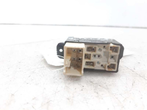  MANDO ELEVALUNAS TRASERO DERECHO, HYUNDAI, ELANTRA (XD) 