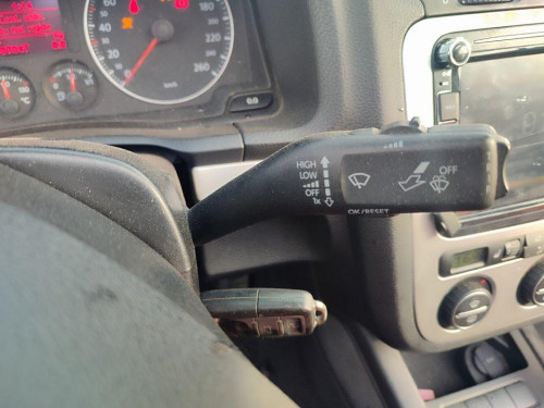  VOLKSWAGEN EOS (1F7)(2006) 