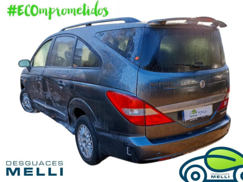 SSANGYONG RODIUS — автомобиль-донор на запчасти 