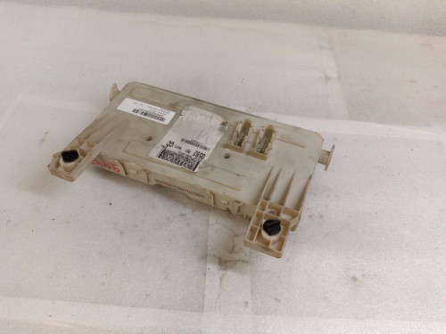  CAJA RELES / FUSIBLES, , 