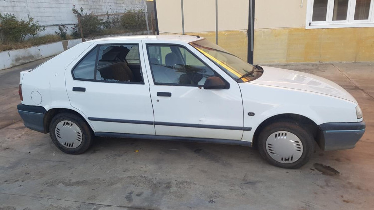 Renault R 19 Berl. con portón (B/C53)(1988->) SIN IDENTIFICAR