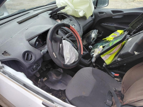  FORD TRANSIT COURIER (C4A) 