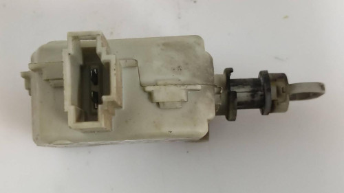  MOTOR CIERRE CENTRALIZADO PORTON Seat TOLEDO (1M2) 
