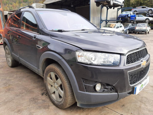 CHEVROLET CAPTIVA — vehículo donante para recambios 
