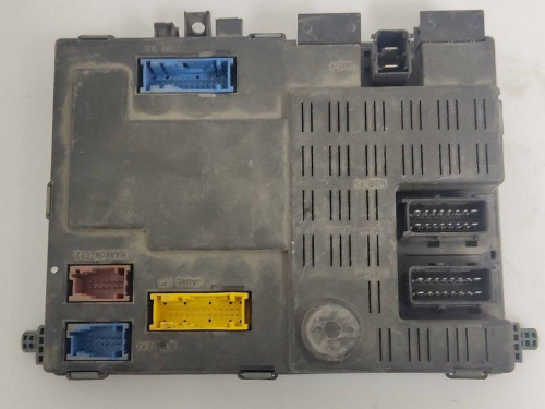 CAJA RELES / FUSIBLES Citroen XSARA BERLINA 