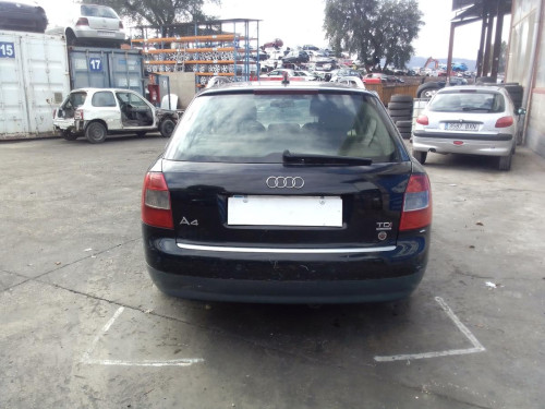  AUDI A4 BERLINA (8E) 