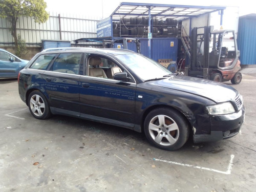  AUDI A4 BERLINA (8E) 