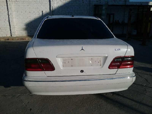 MERCEDES-BENZ CLASE E (BM 210) FAMILIAR 