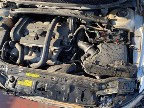  VOLVO S60 BERLINA 