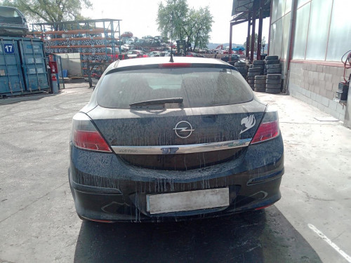  OPEL ASTRA H GTC 