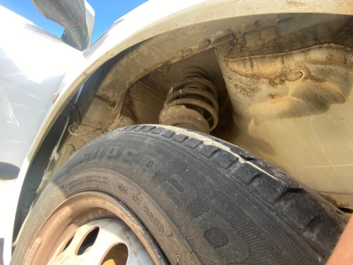 PASO RUEDA DELANTERO DERECHO Mercedes-Benz VITO FURGÓN (639) 